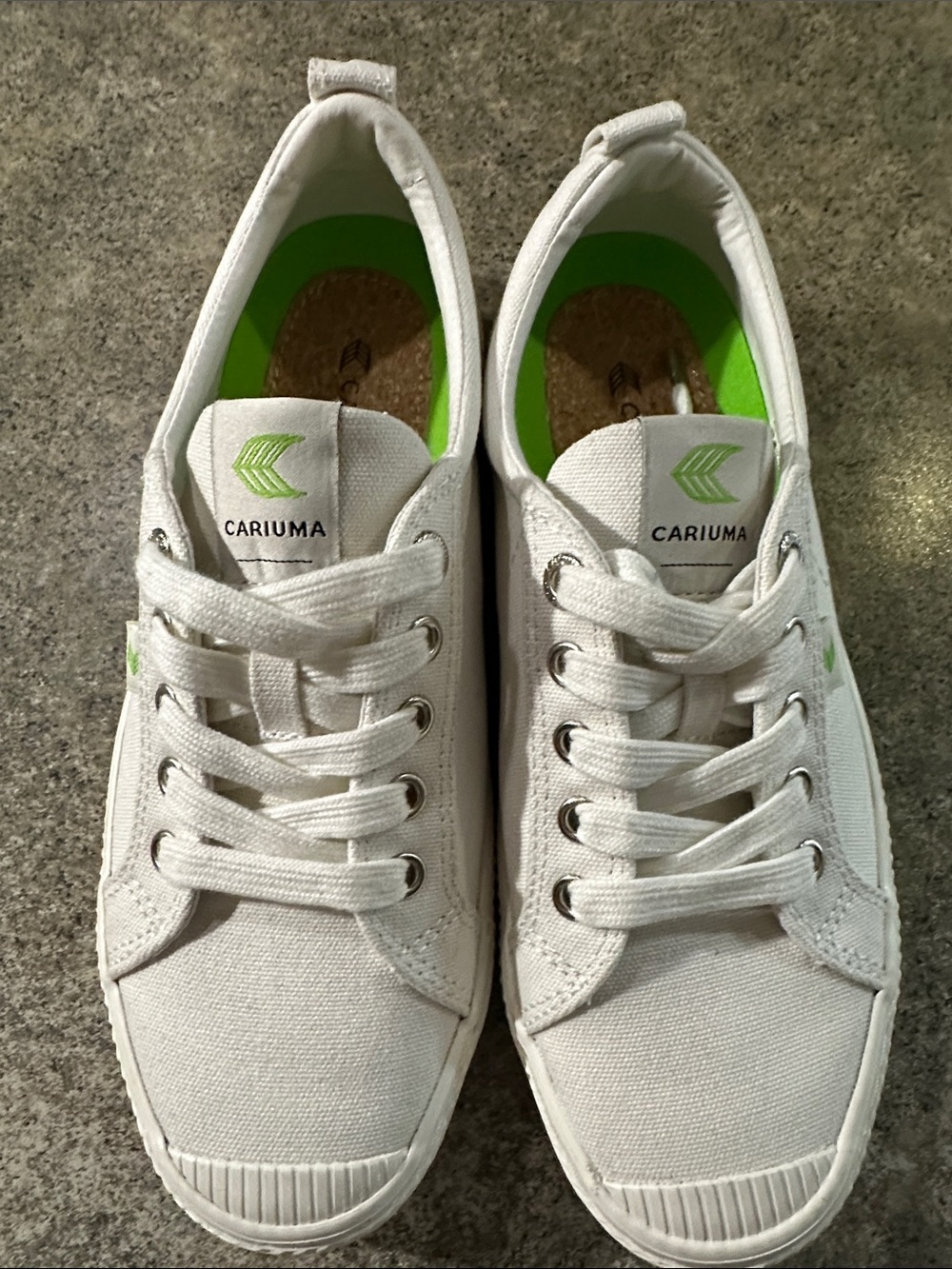 Cariuma White Canvas Sneakers with Lime Green Details